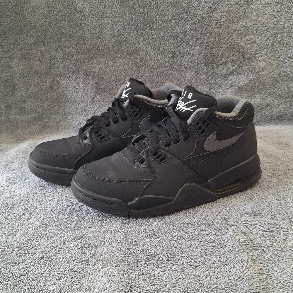 Nike Air Flight 89 (GS) Youth - Size 4Y
